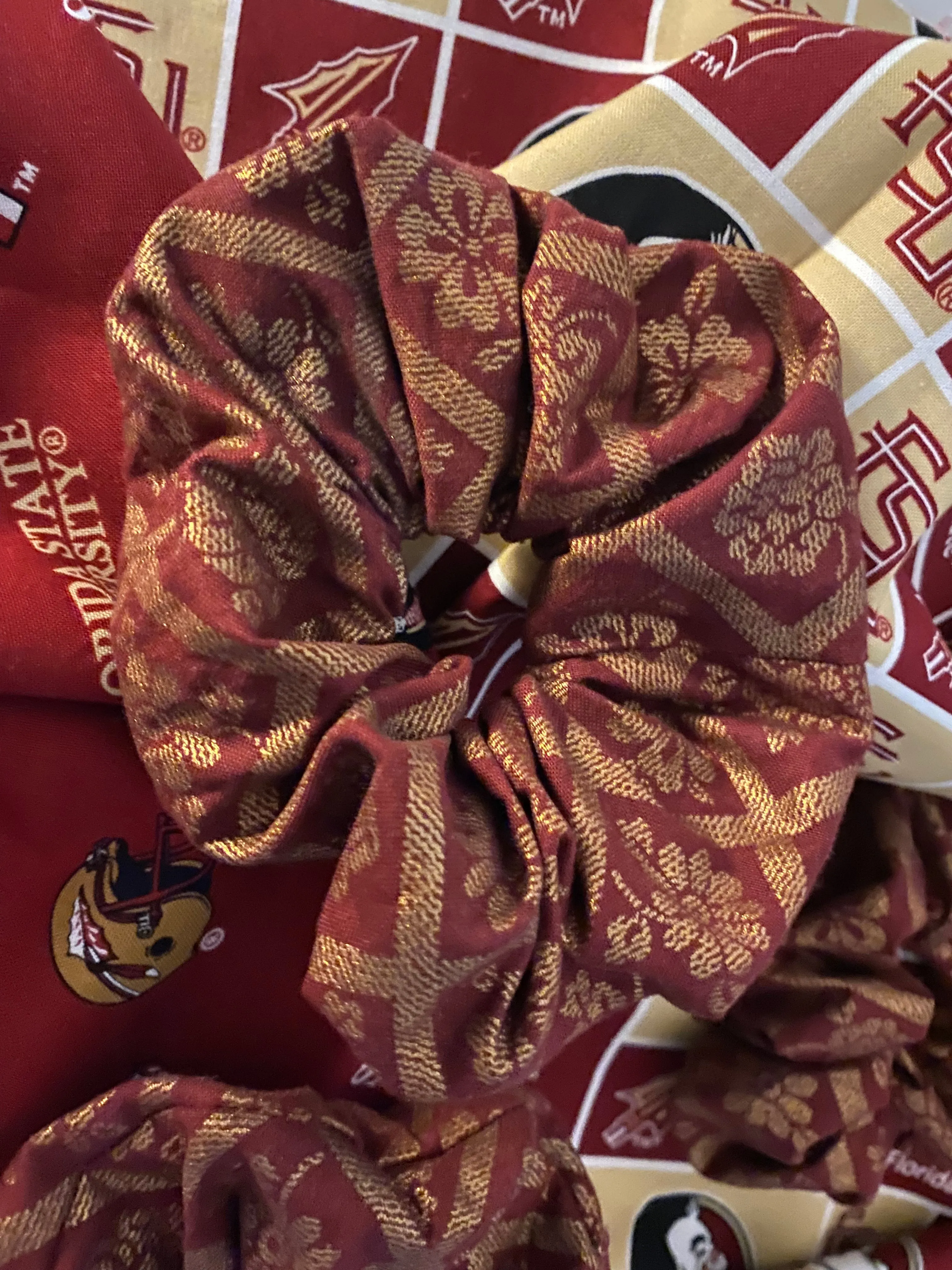 1 Pair Garnet and Gold Scrunchies