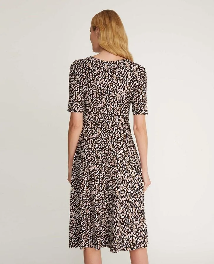 3/4 Sleeve V-Neck Pebble Print Dress