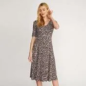 3/4 Sleeve V-Neck Pebble Print Dress