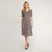 3/4 Sleeve V-Neck Pebble Print Dress