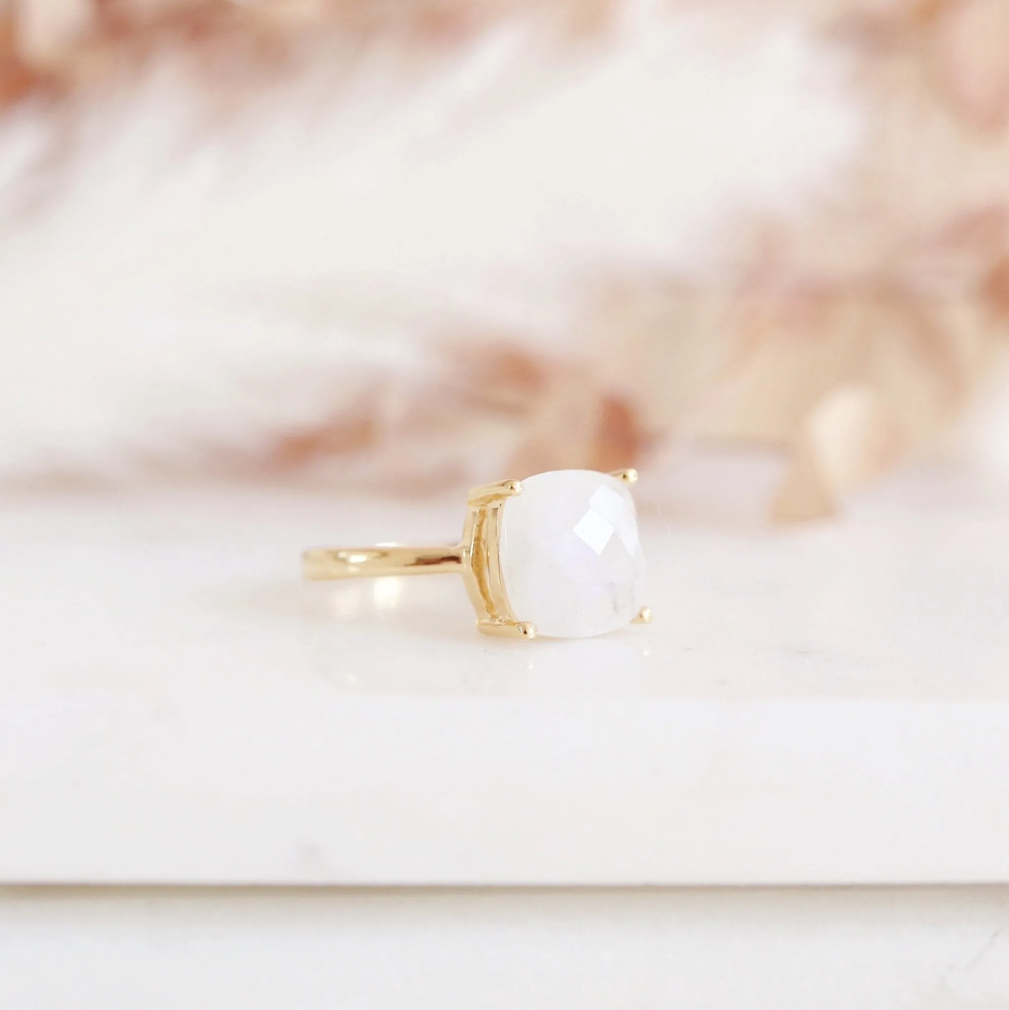 GLEE RING - RAINBOW MOONSTONE & GOLD