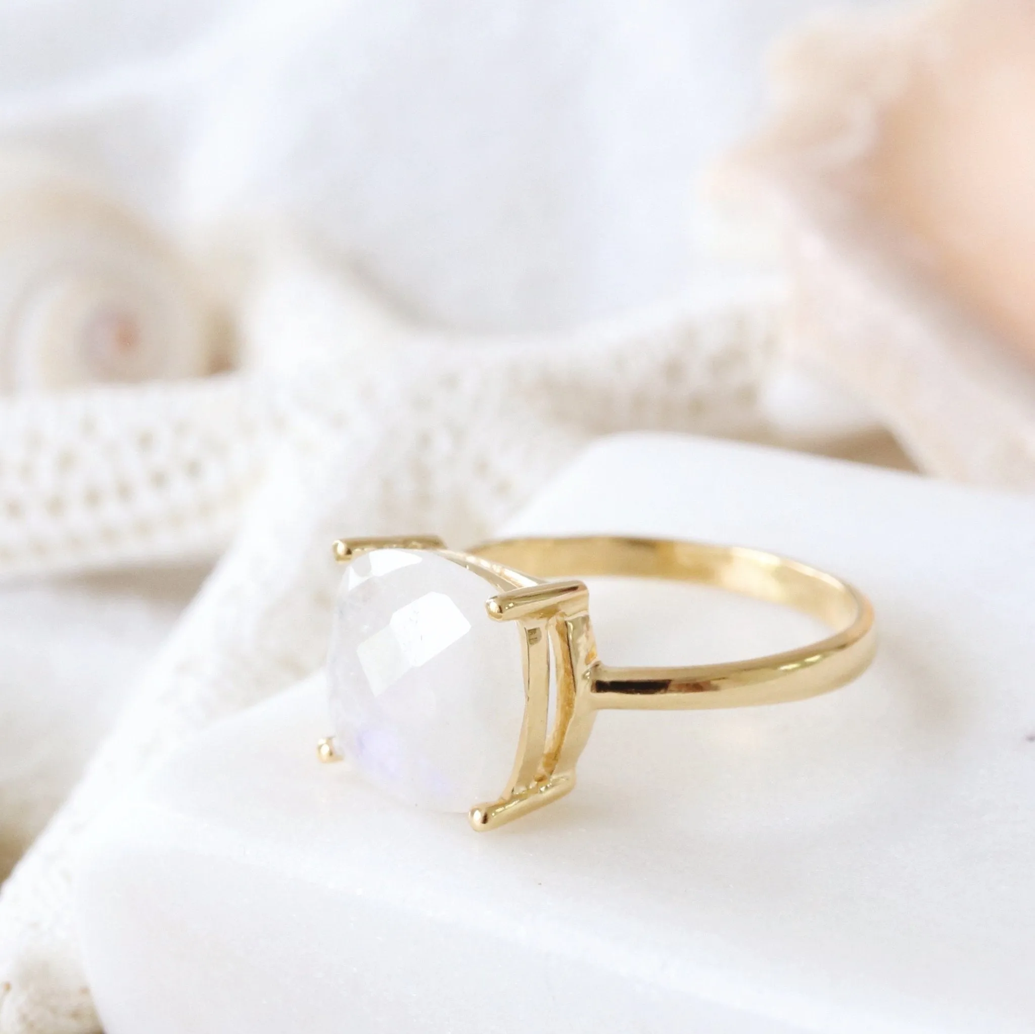 GLEE RING - RAINBOW MOONSTONE & GOLD