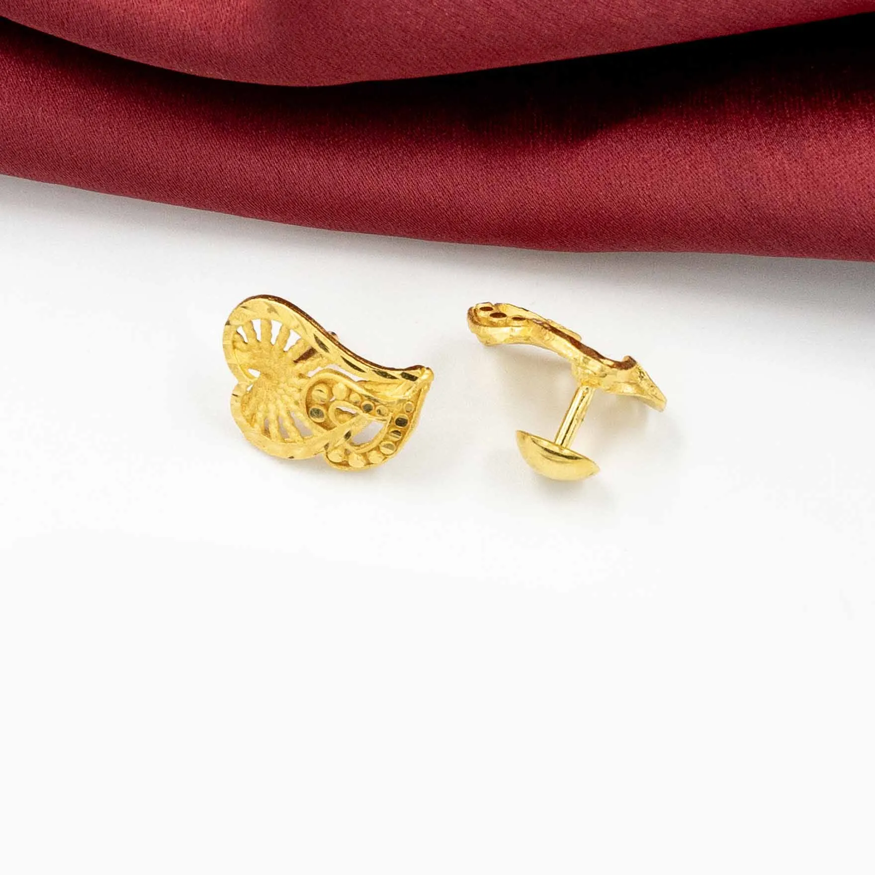 Golden Stud earring PGST52-09