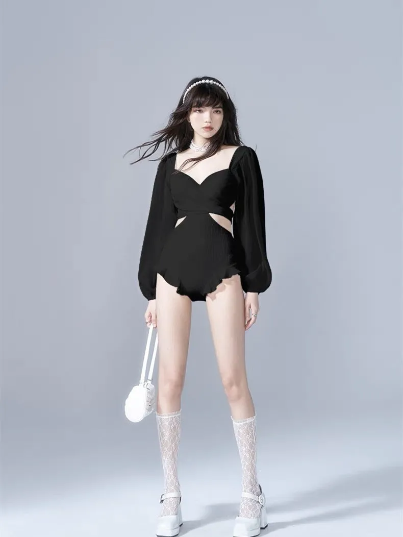 Noir et Blanc Puff Sleeve Split Swimsuits