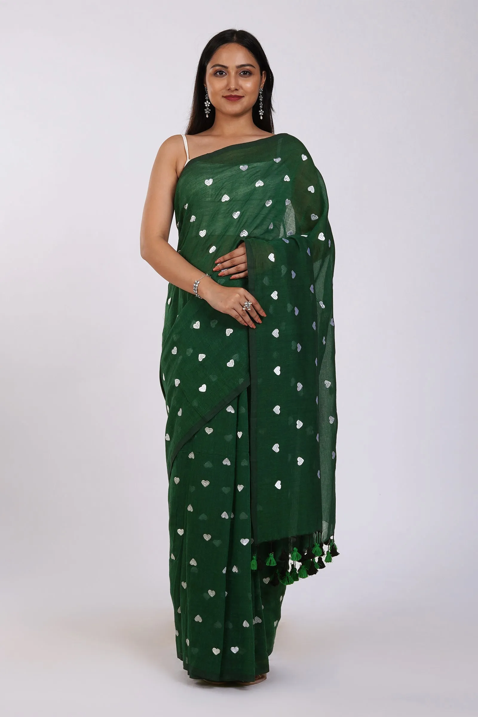 Teejh Chahna Bottle Green and White Mul Cotton Heart Embroidery Saree